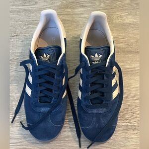 Adidas Blue and White Sneakers for Everyday Comfort